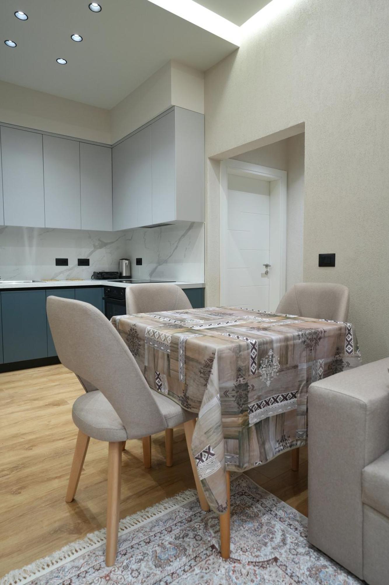 Rs Skendo Apartments Gjirokaster Bagian luar foto