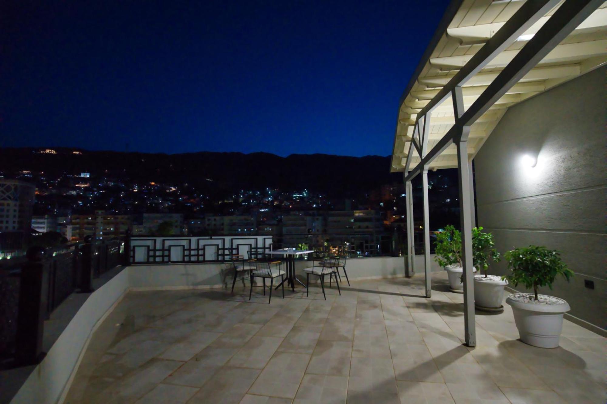 Rs Skendo Apartments Gjirokaster Bagian luar foto